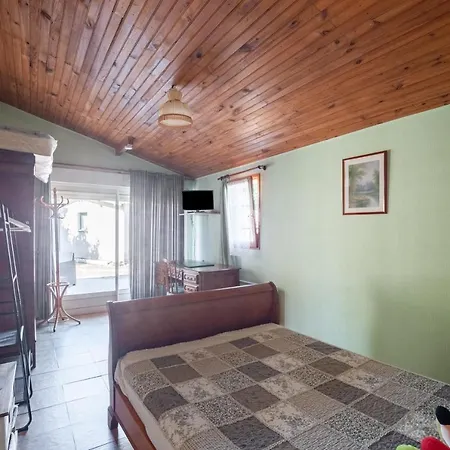 Maison De 2 Avec Jardin Clos A Hébergement de vacances